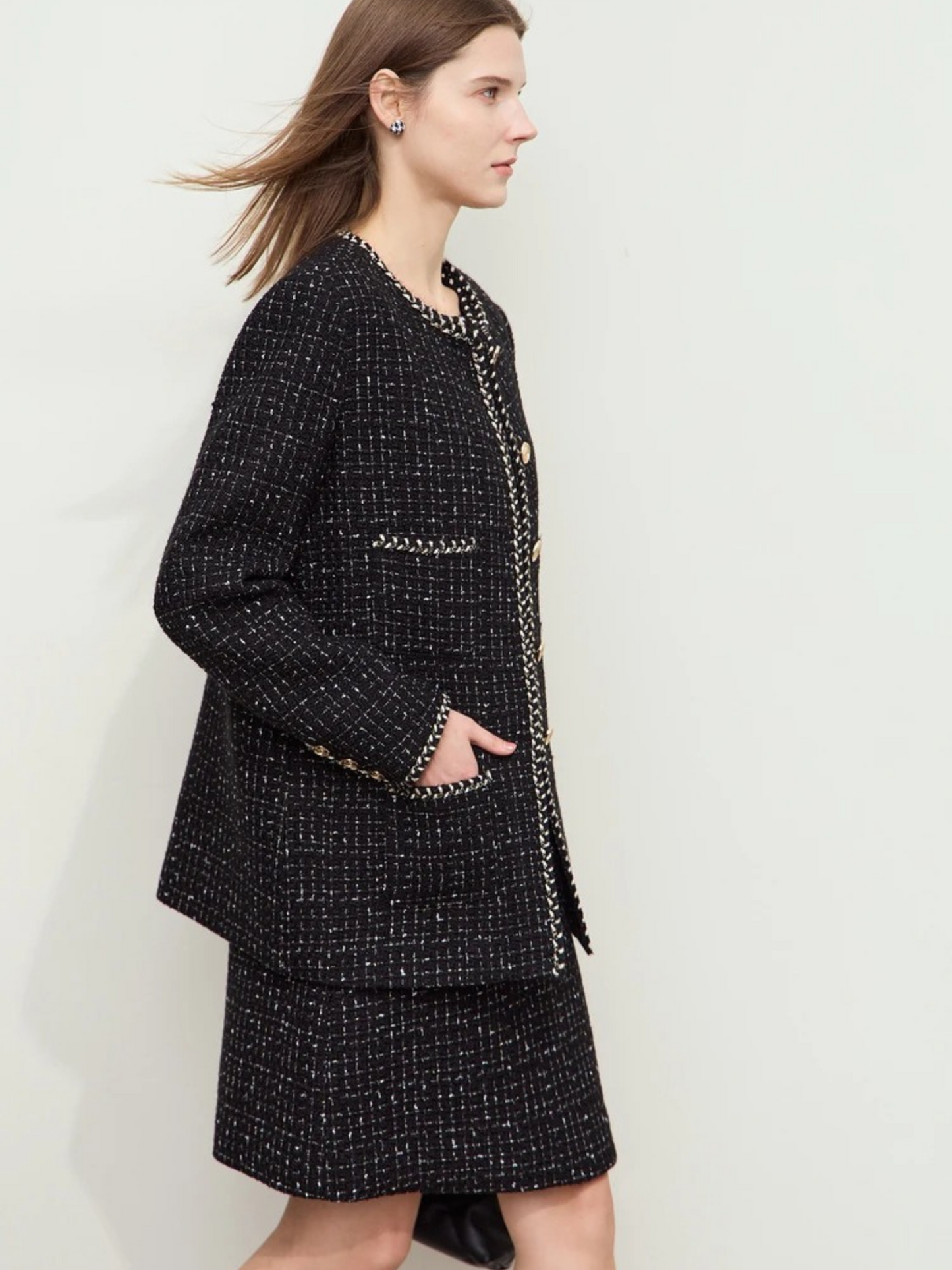 Wolljacke aus Tweed mit Riemchendetails