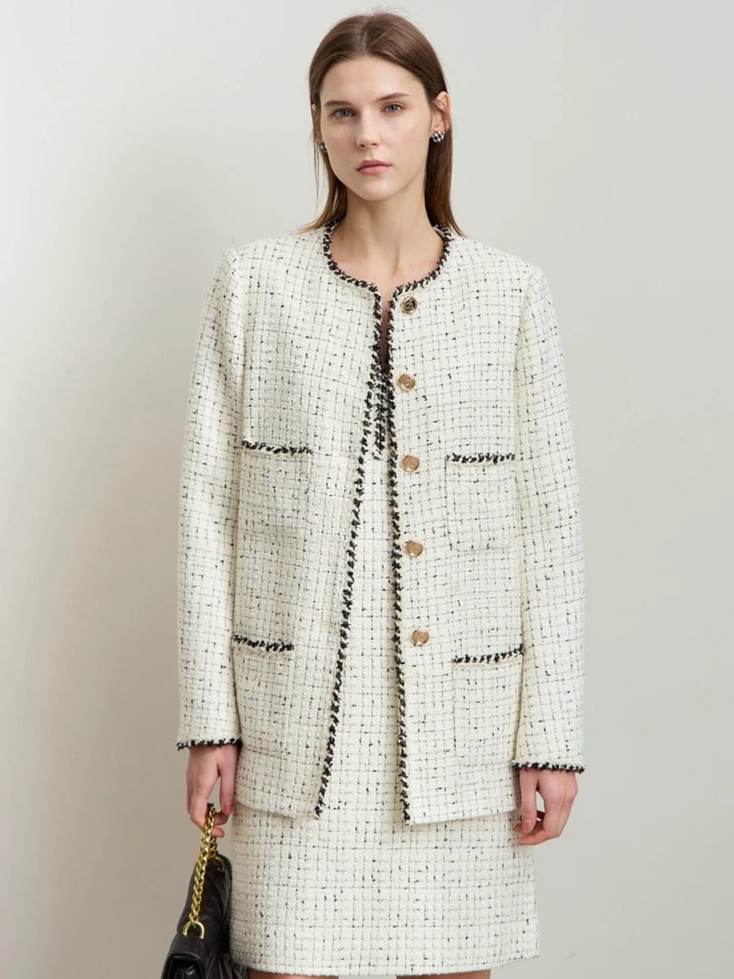 Wolljacke aus Tweed mit Riemchendetails