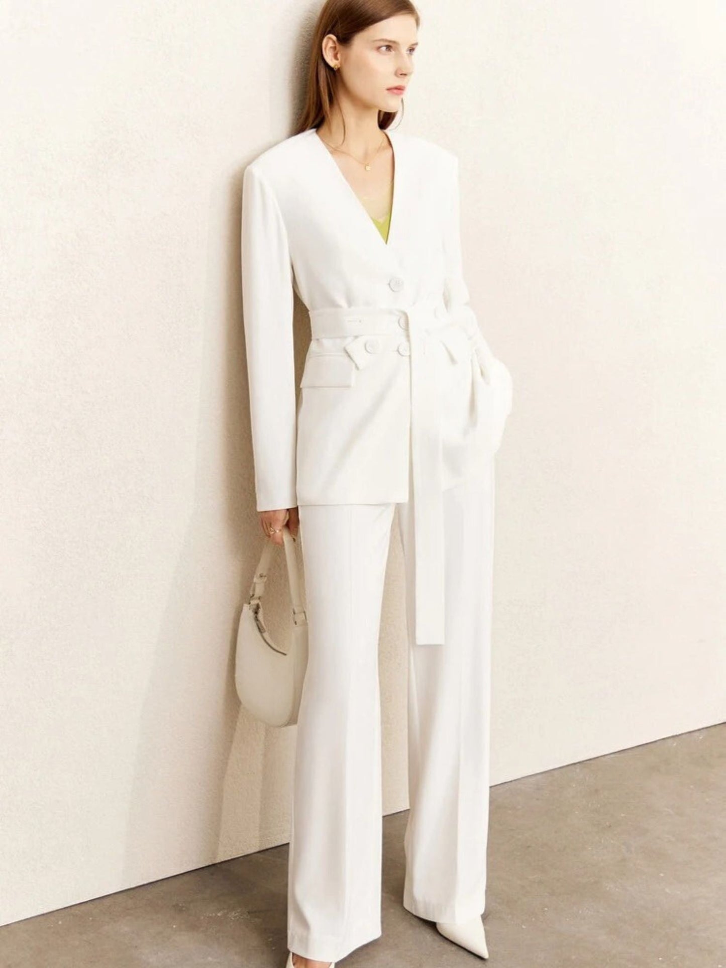 Minimalistischer V-Ausschnitt Blazer und Weitbein-Hose Set