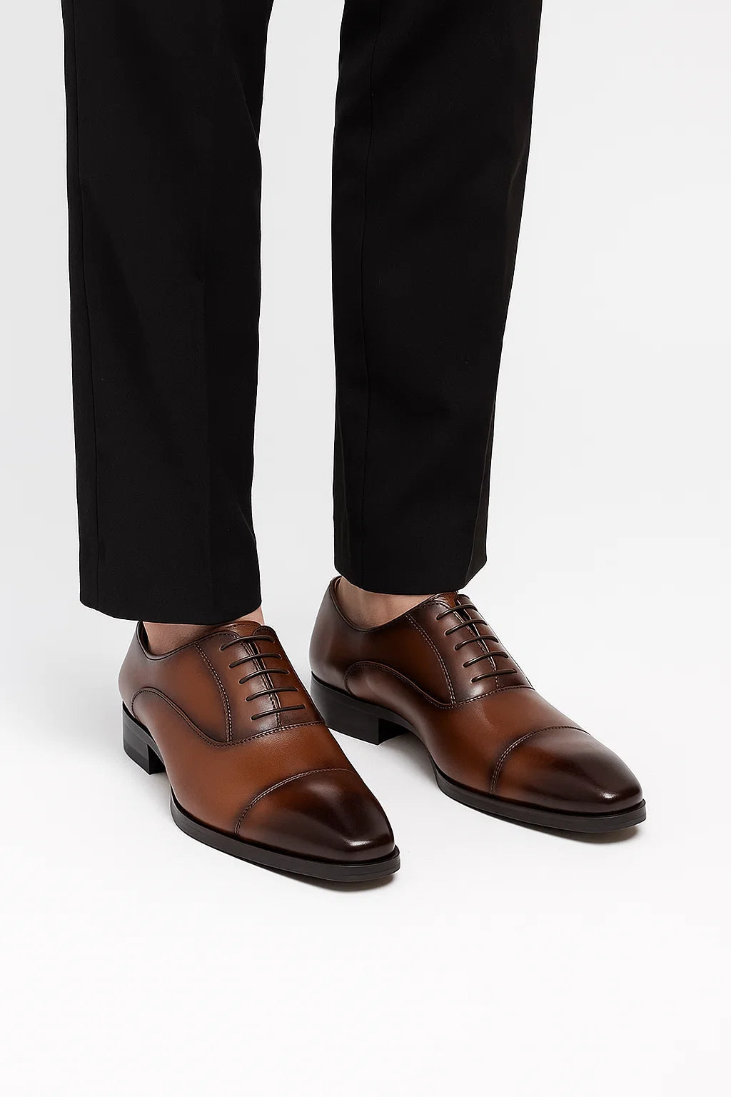 Schwarze Leder Derby Schuhe für Herren – Elegante Business- und Hochzeitskleidung mit maßgeschneiderter Passform 3