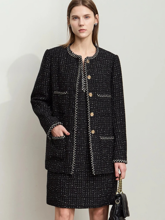 Wolljacke aus Tweed mit Riemchendetails