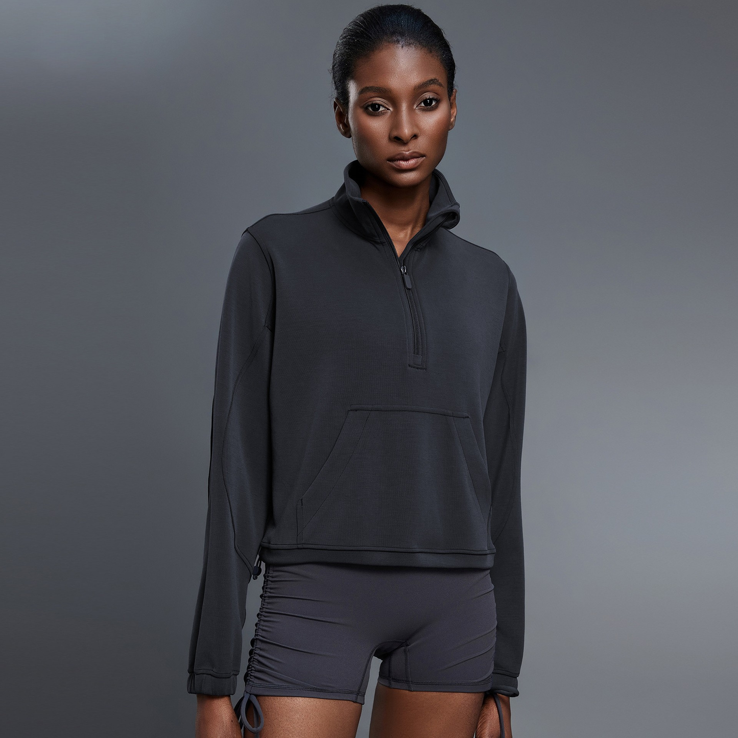 Gigi Mode Half-Zip Sweatshirt mit Kordelzugsaum