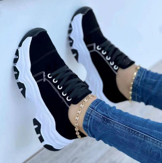 Serena | Sport-Sneakers Orthopädisch mit Plateau, Rundzehen, Gummisohle 0